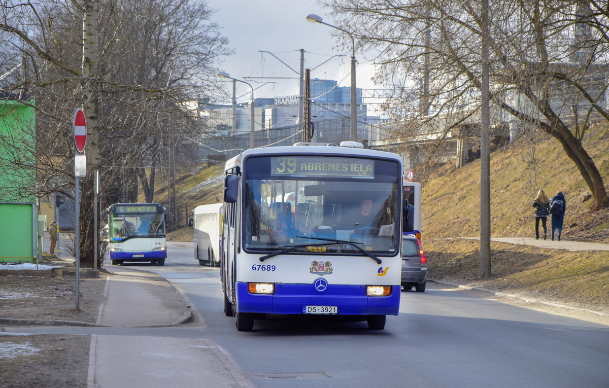 Riga, Mercedes-Benz O345 No. 67689