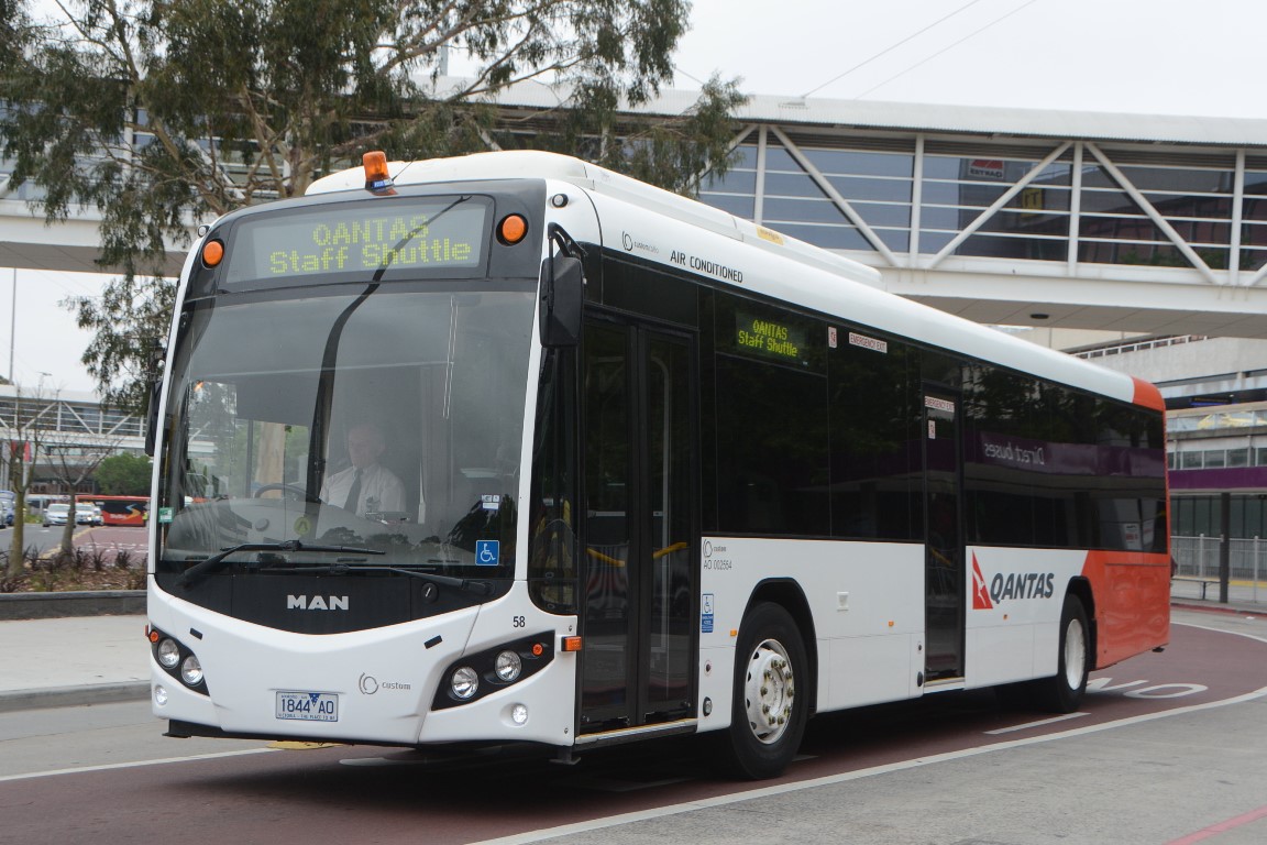 Melbourne, Custom Coaches CB80 No. 58