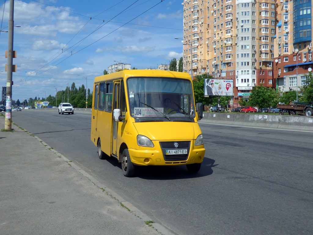 Kijów, BAZ-2215 