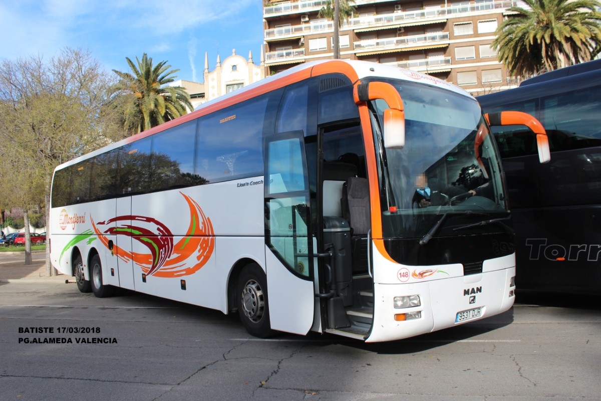 Barcelona, MAN R08 Lion's Coach L RHC444 Nr. 148