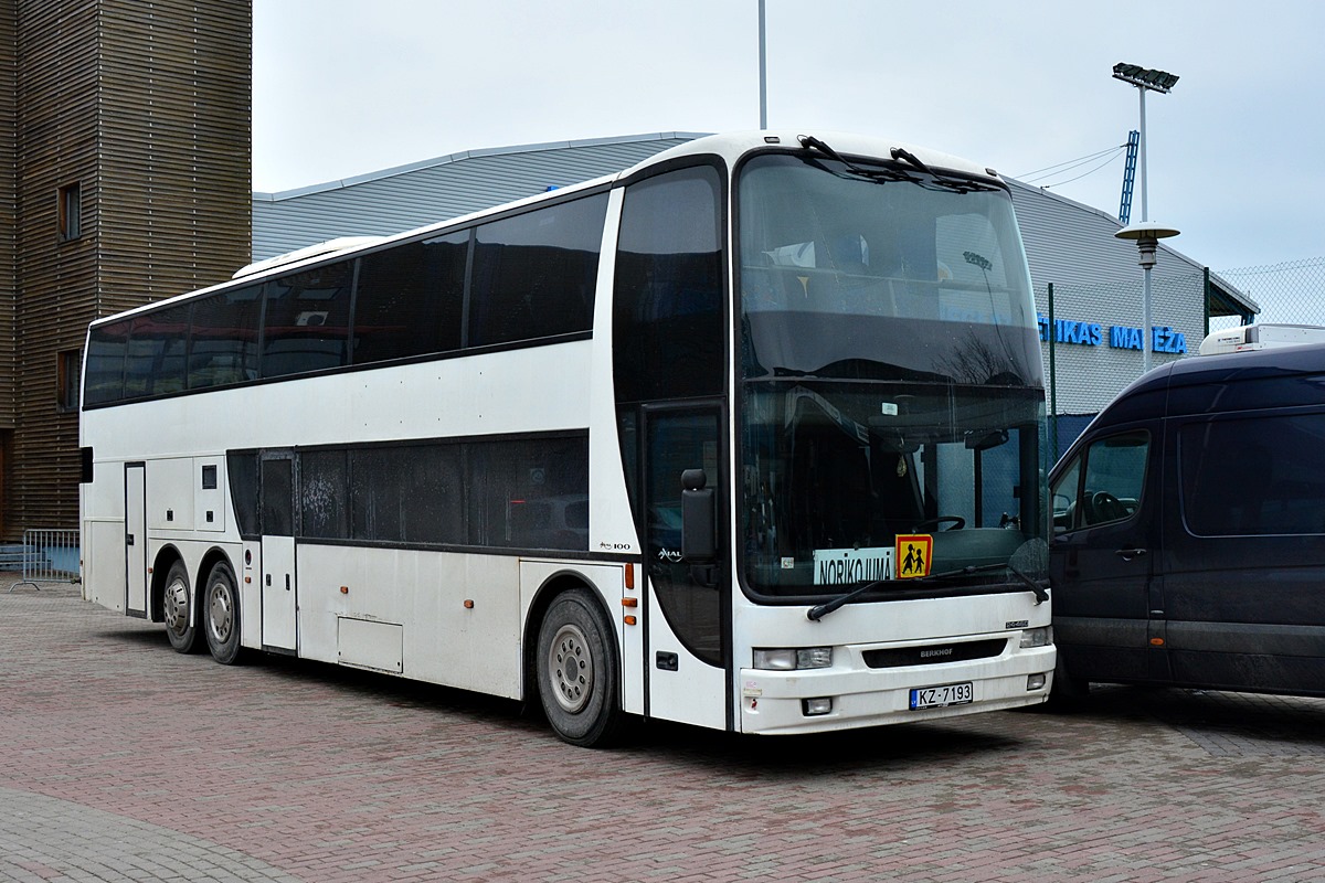 Рига, Berkhof Axial 100 № KZ-7193