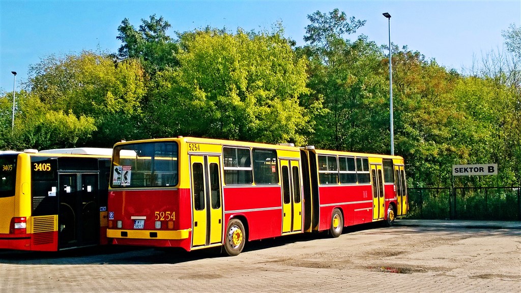 Warsaw, Ikarus 280.37 No. 5254