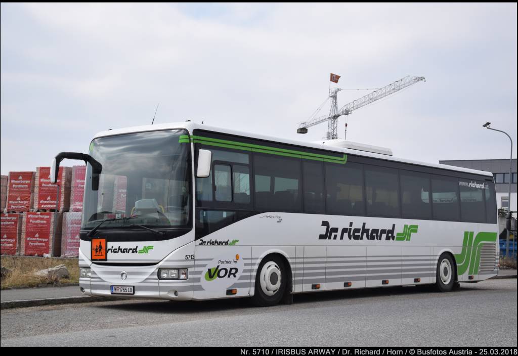 Wien, Irisbus Arway 12.8M č. 5713