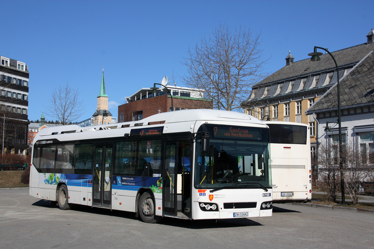 Tromsø, Volvo 7700 Hybrid # N1180