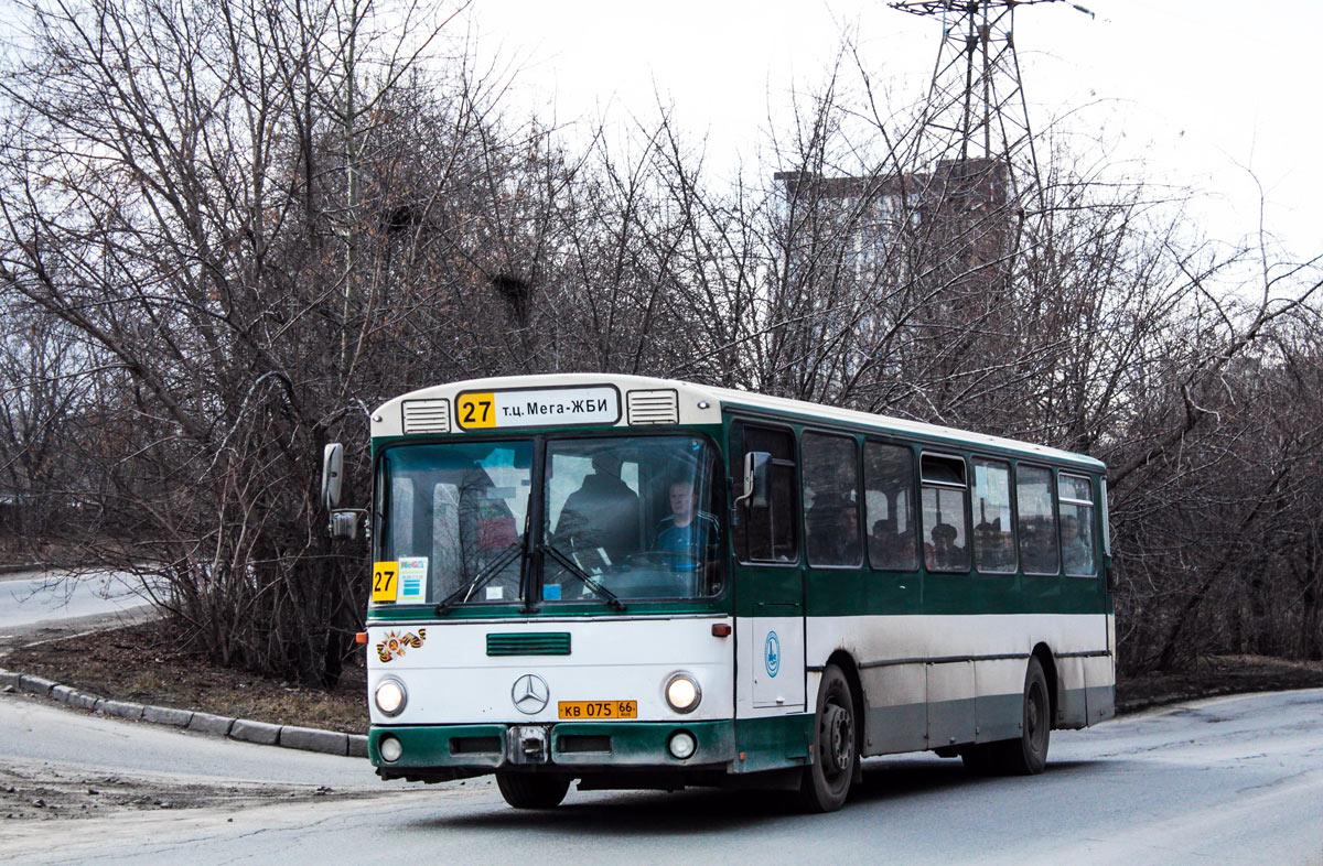 Екатеринбург, Mercedes-Benz O305 № КВ 075 66