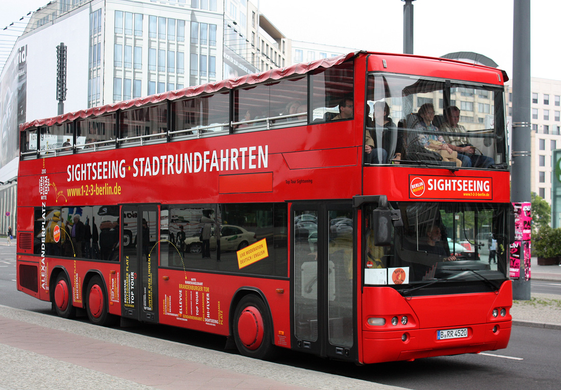 Berlin, Neoplan N4426/3 Centroliner # B-RR 4520