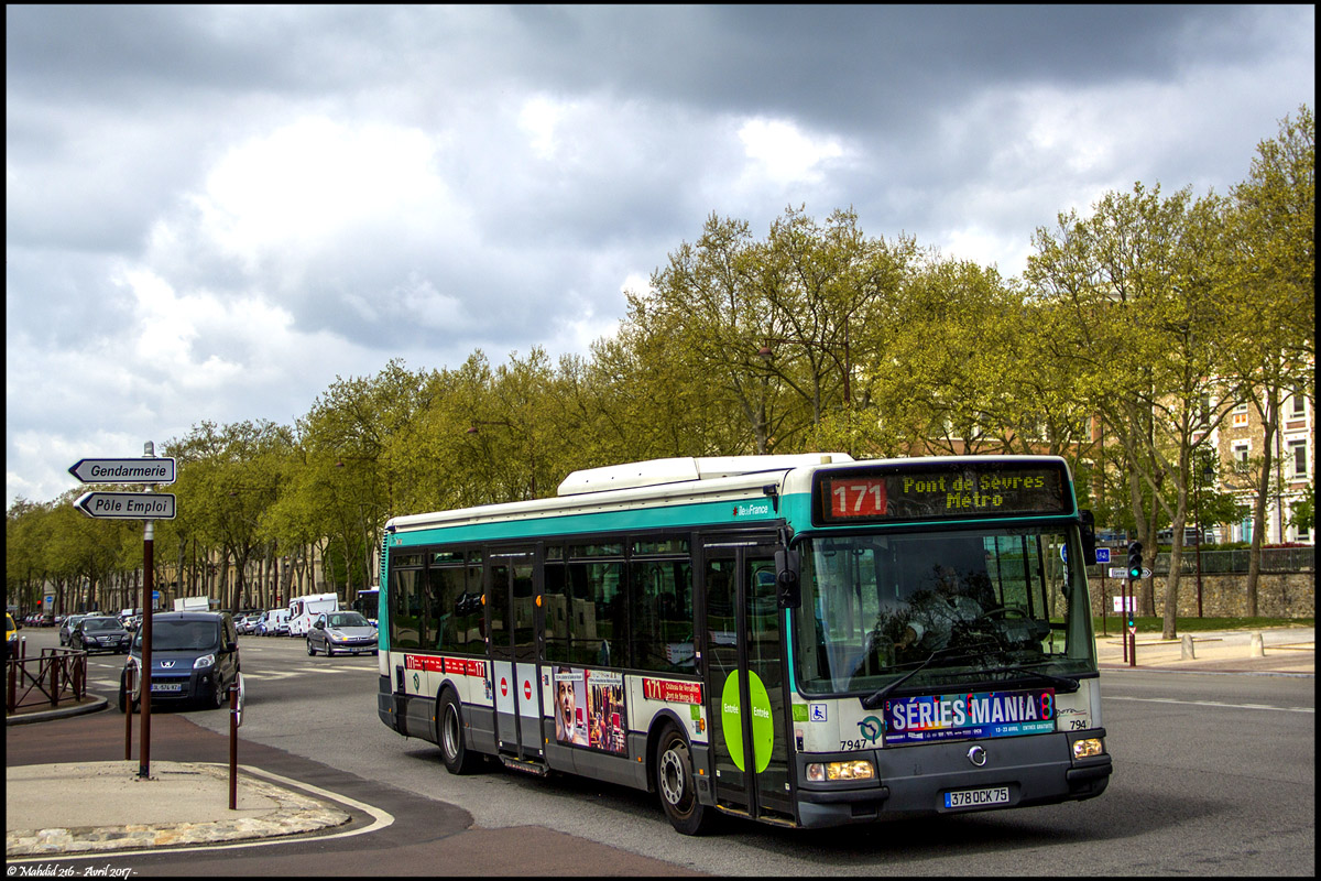 Париж, Irisbus Agora S № 7947