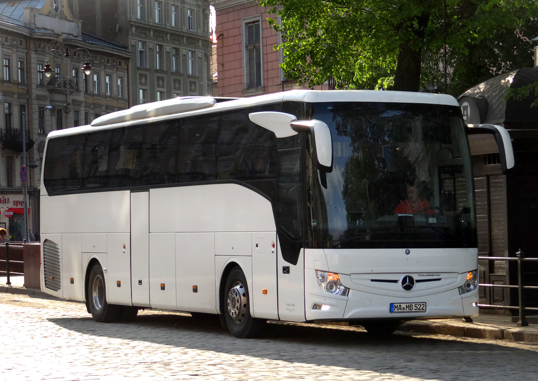 Mannheim, Mercedes-Benz Tourismo 15RHD-III č. MA-MB 522