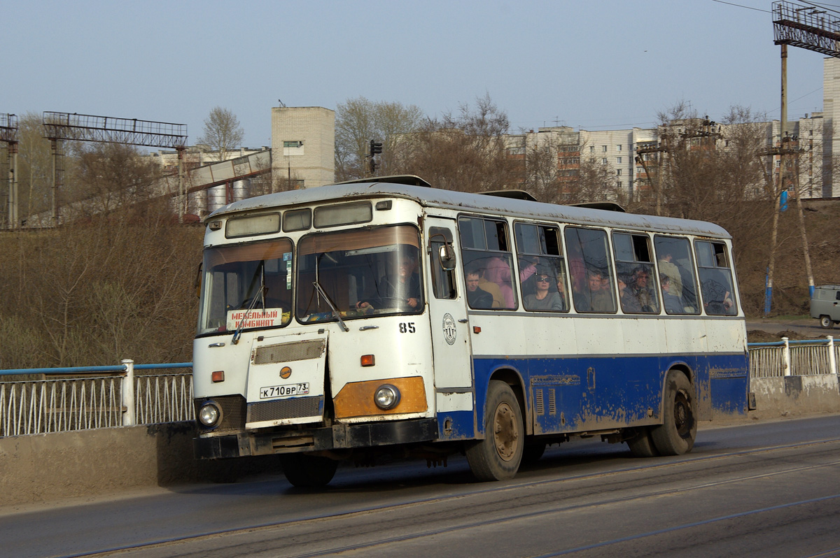 Ulyanovsk, LiAZ-677М č. 85