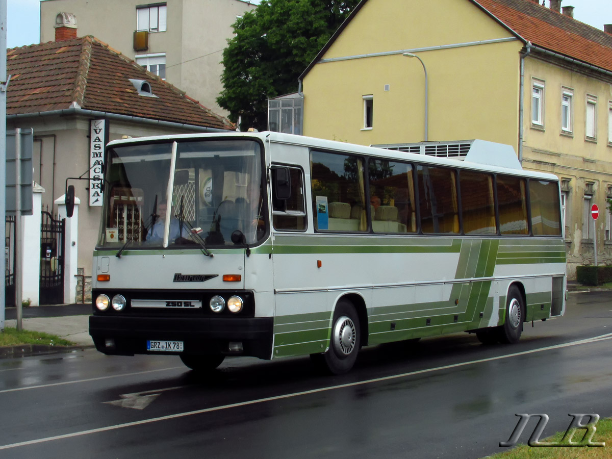 Saalfeld, Ikarus 250.** # GRZ-IK 78