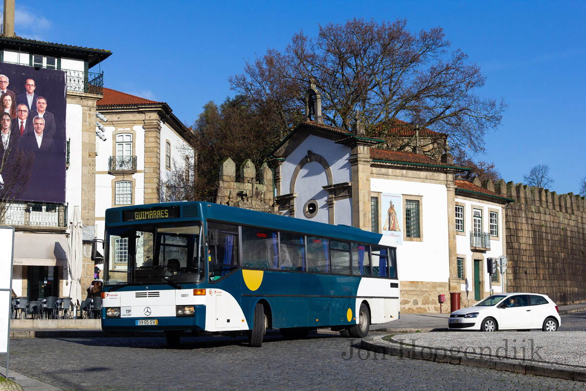 Guimarães, Mercedes-Benz O407 # 5051