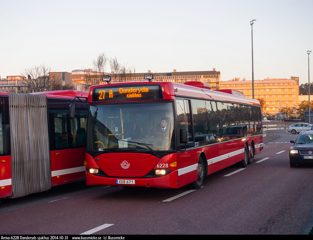 Stockholm, Scania OmniLink CL94UB 6x2*4LB č. 6228