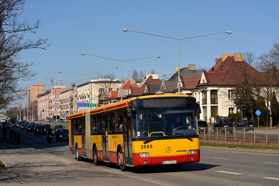 Łódź, Mercedes-Benz O345 G # 2669
