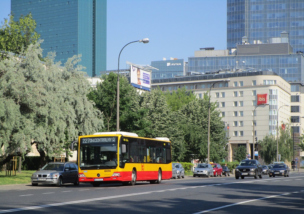 Varšava, Mercedes-Benz Conecto II č. 4414