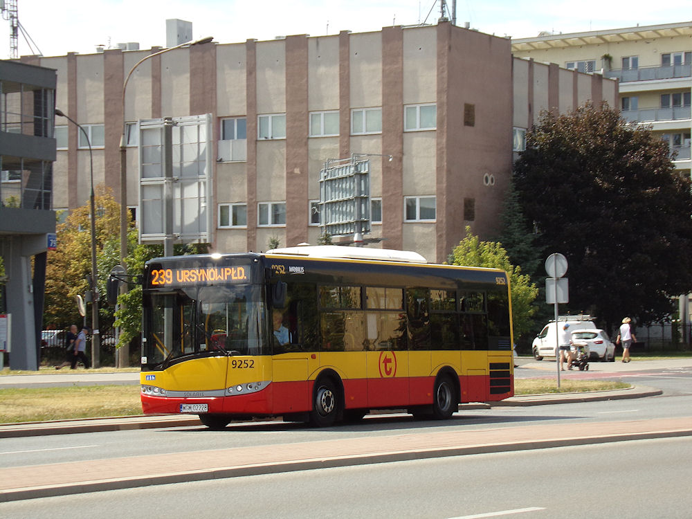 Варшава, Solaris Urbino III 8,9 LE № 9252