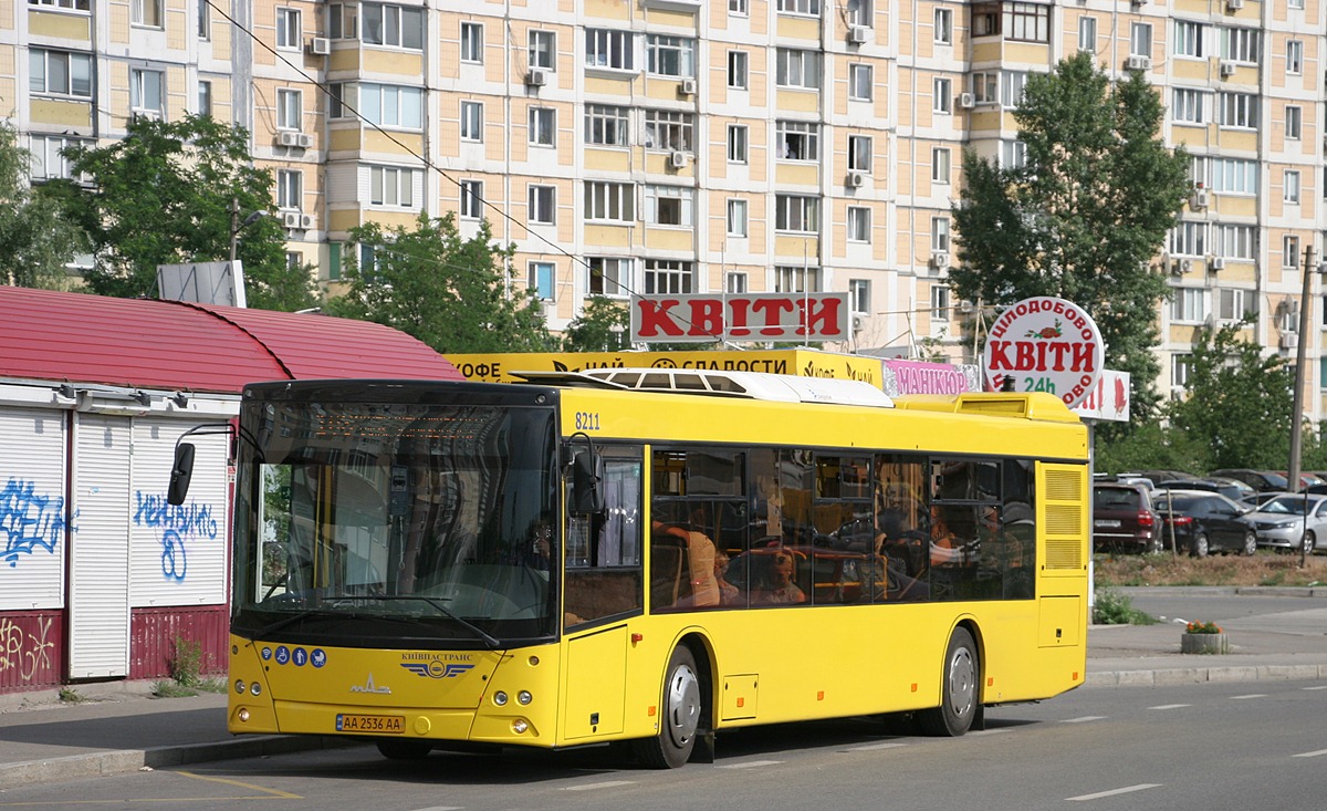 Kyjev, MAZ-203.069 č. 8211