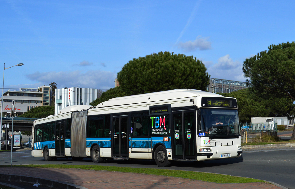 Bordeaux, Irisbus Agora L GNV # 2277