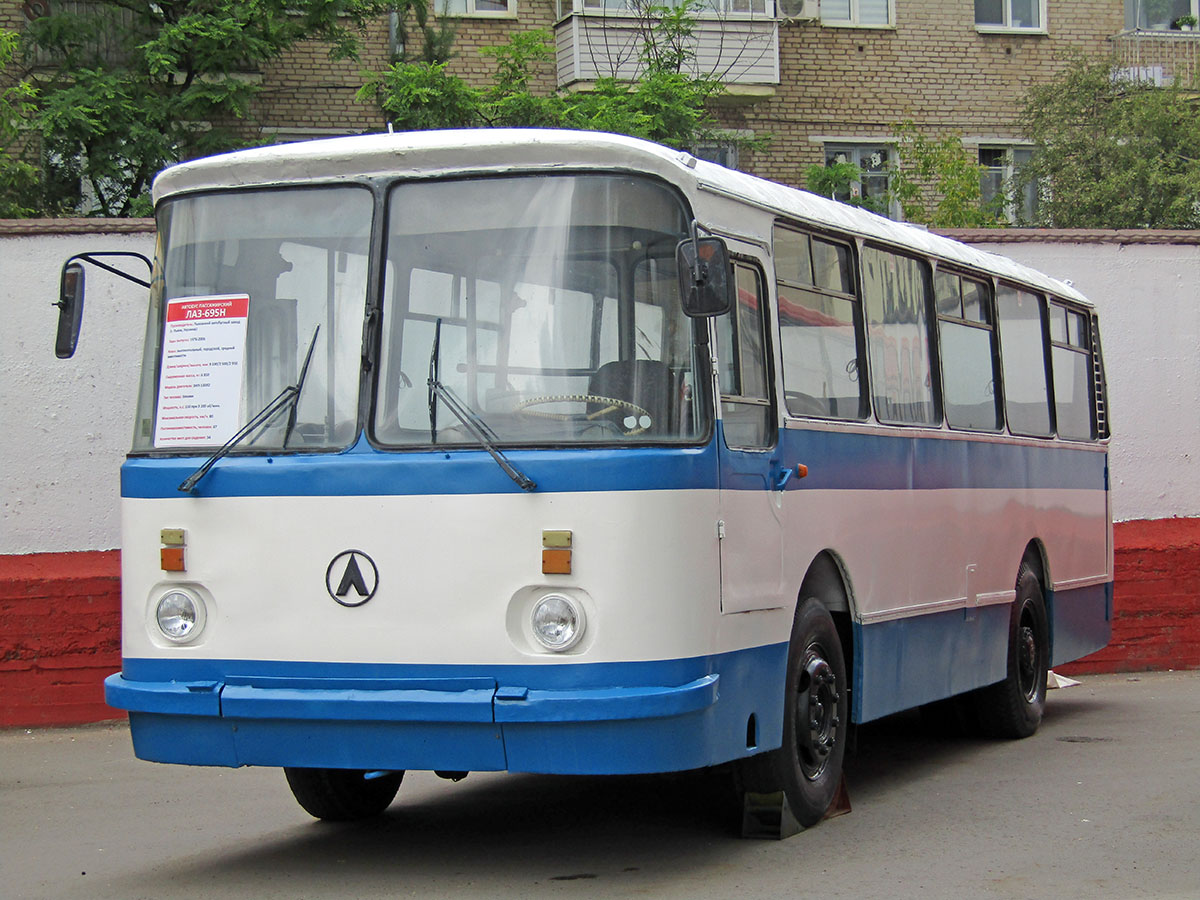 Minsk, LAZ-695Н č. КІ 0308