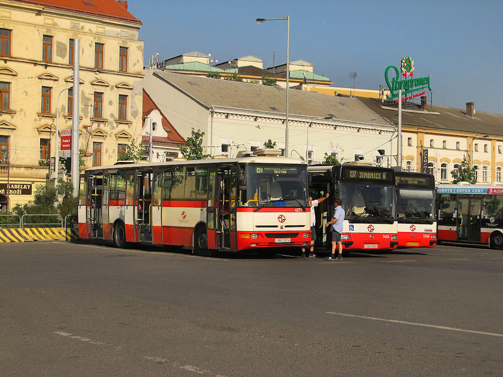 Прага, Karosa B951E.1713 № 4077