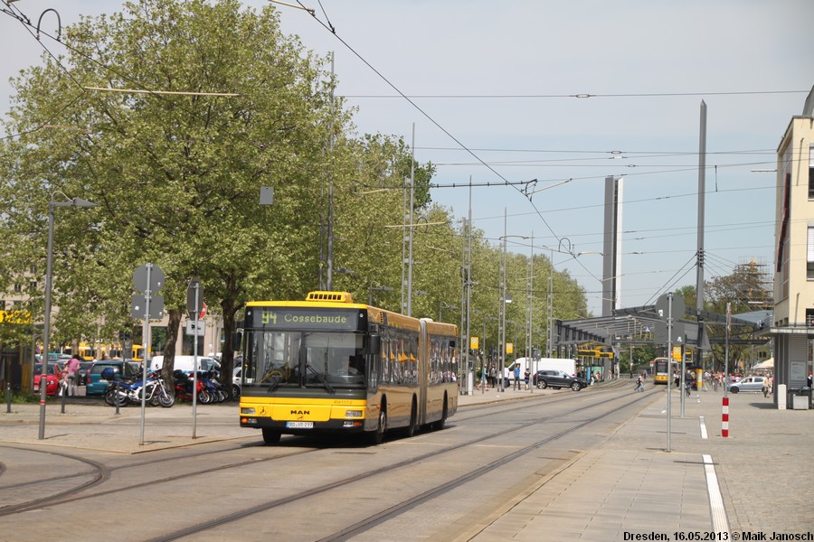 Dresden, MAN A23 NG313 №: 454 117-2