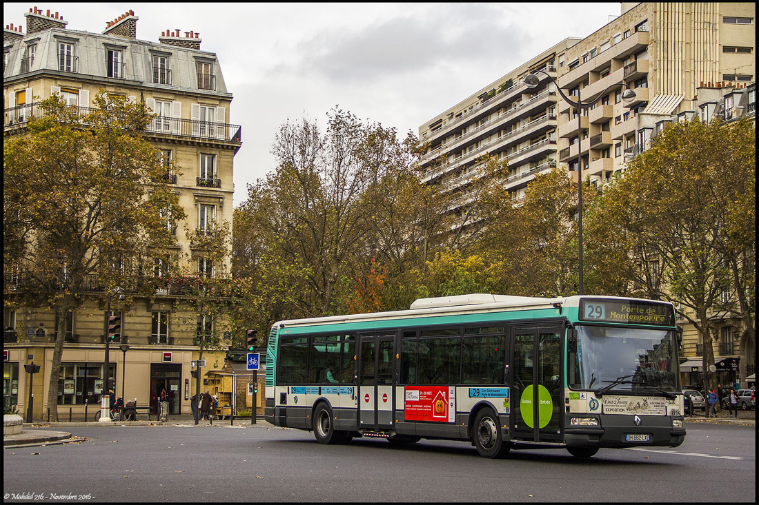 Paryż, Renault Agora S # 7736