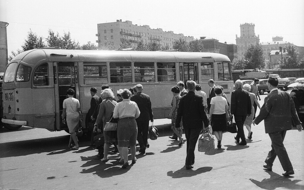 Moscow, ZiL-158 # 84-35 ММА; Moscow — Old photos