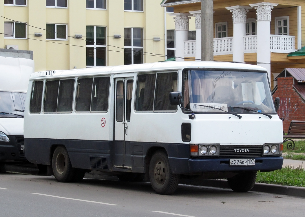 Moscow, Toyota Coaster № А 224 КР 197