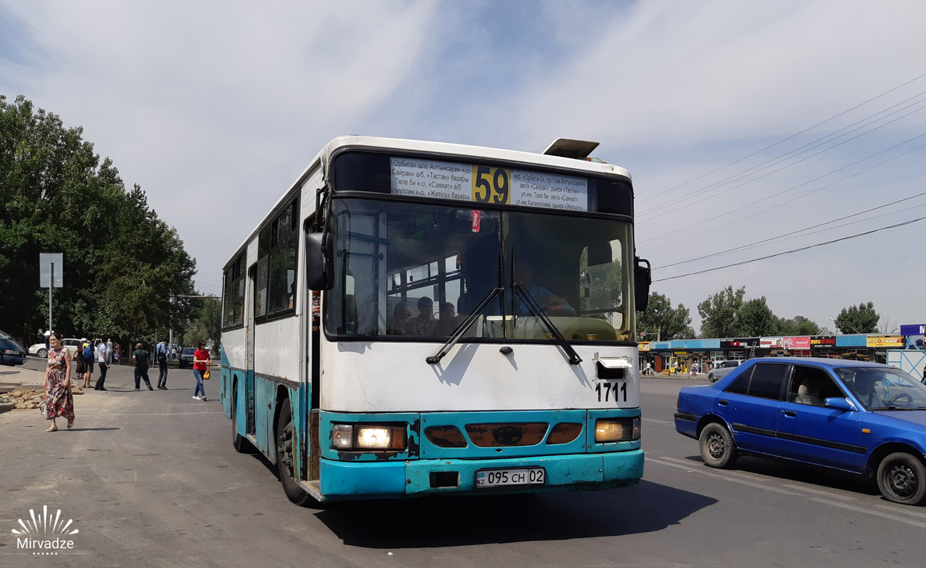 Almaty, Daewoo BS090 № 1711