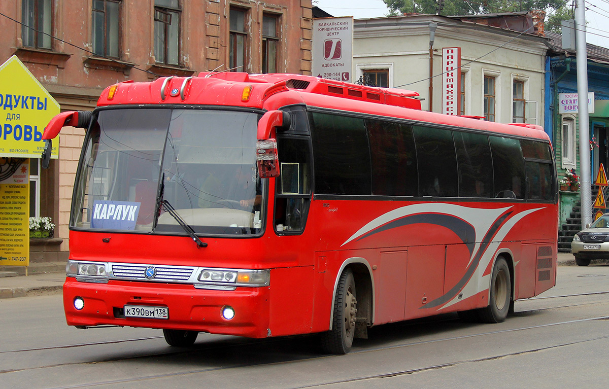 Irkutsk, Kia Granbird # К 390 ВМ 138