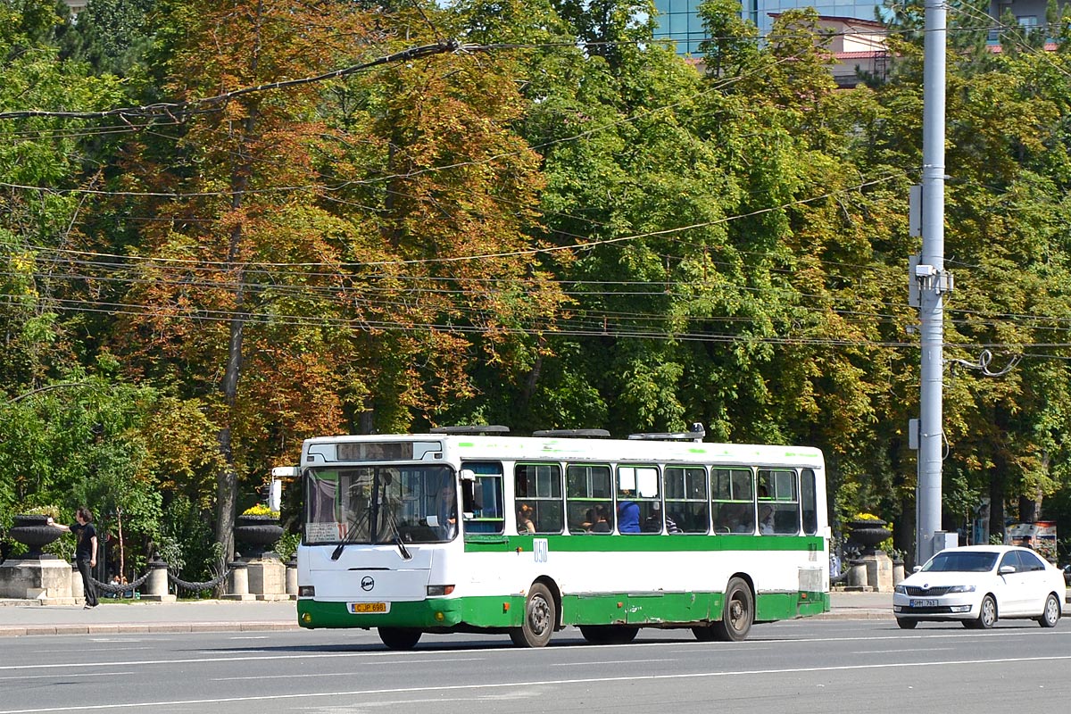 Chisinau, LiAZ-5256.25 # 050