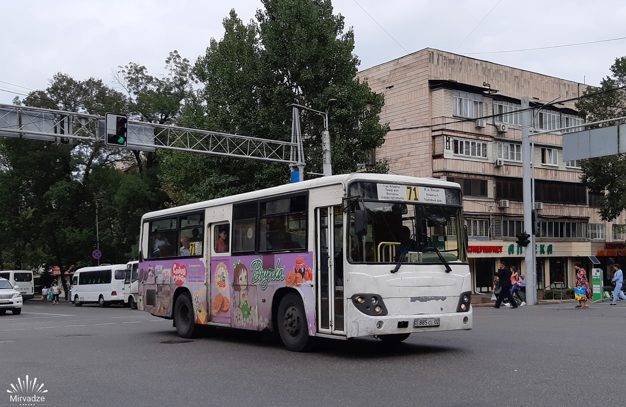 Almaty, Daewoo BS090 (СемАЗ) No. 885 CL 02