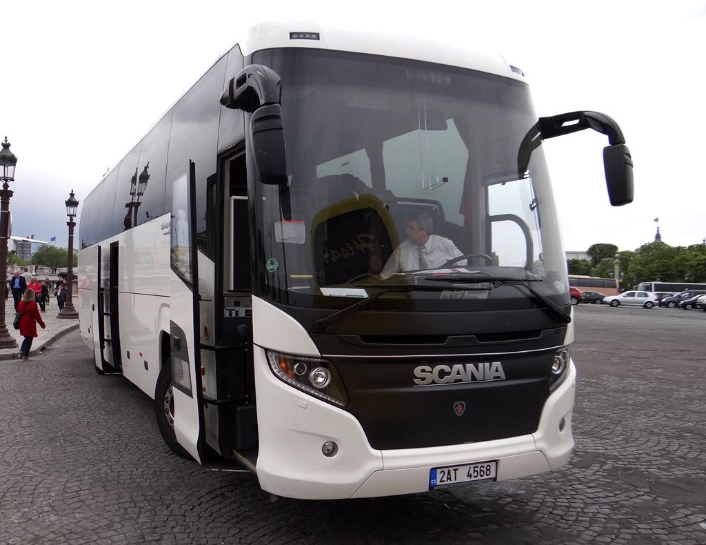 Praga, Scania Touring HD 12,1 # 2AT 4568