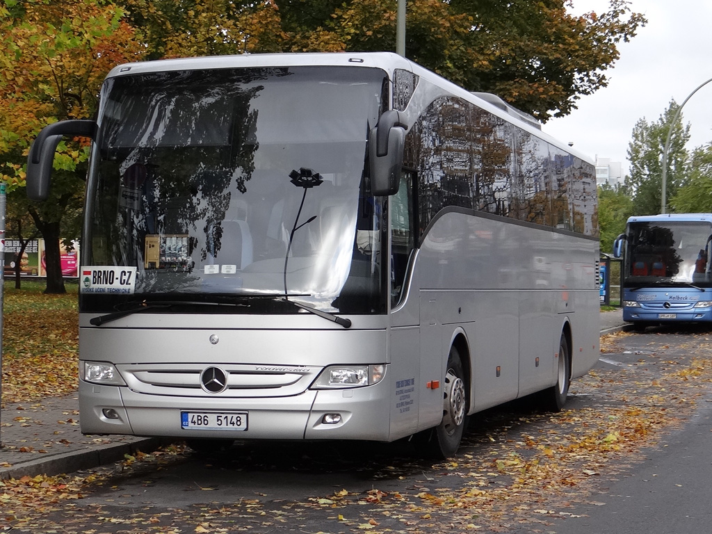 Brno, Mercedes-Benz Tourismo 15RHD-II # 4B6 5148