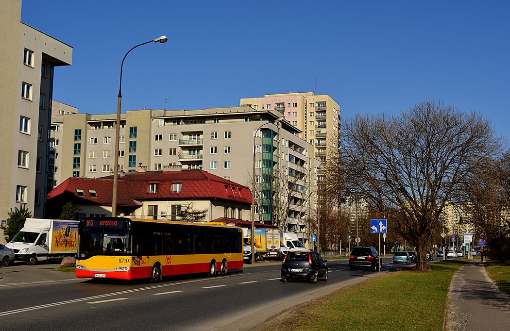 Varšuva, Solaris Urbino I 15 nr. 8710