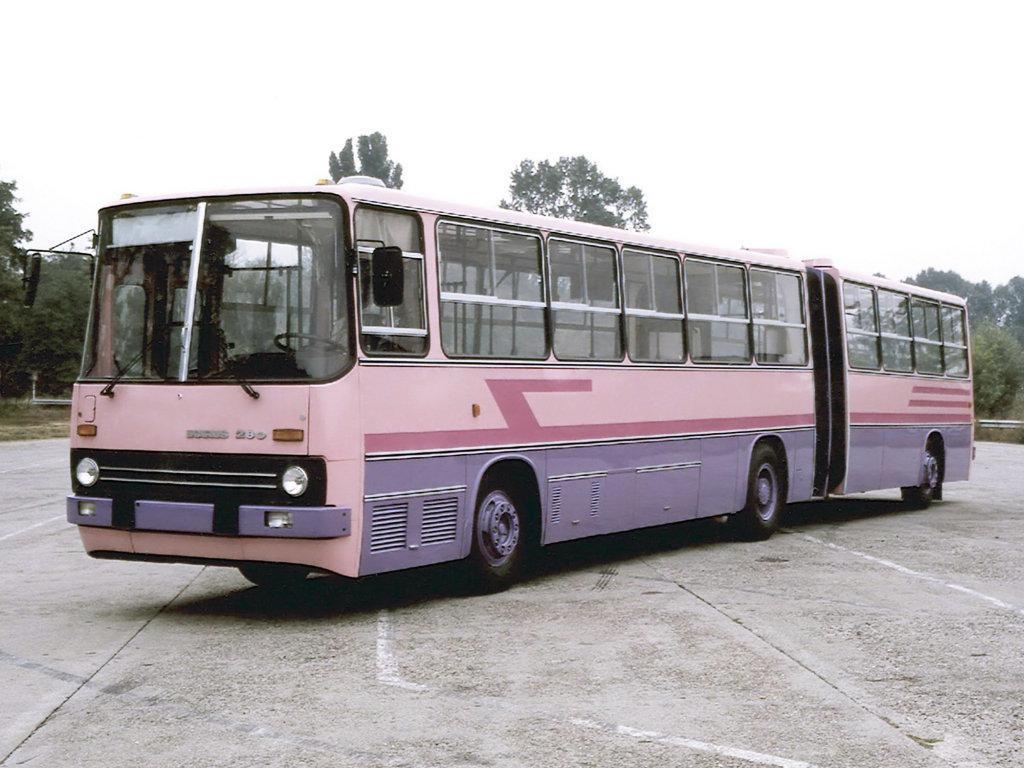 Węgry, other — Ikarus plant