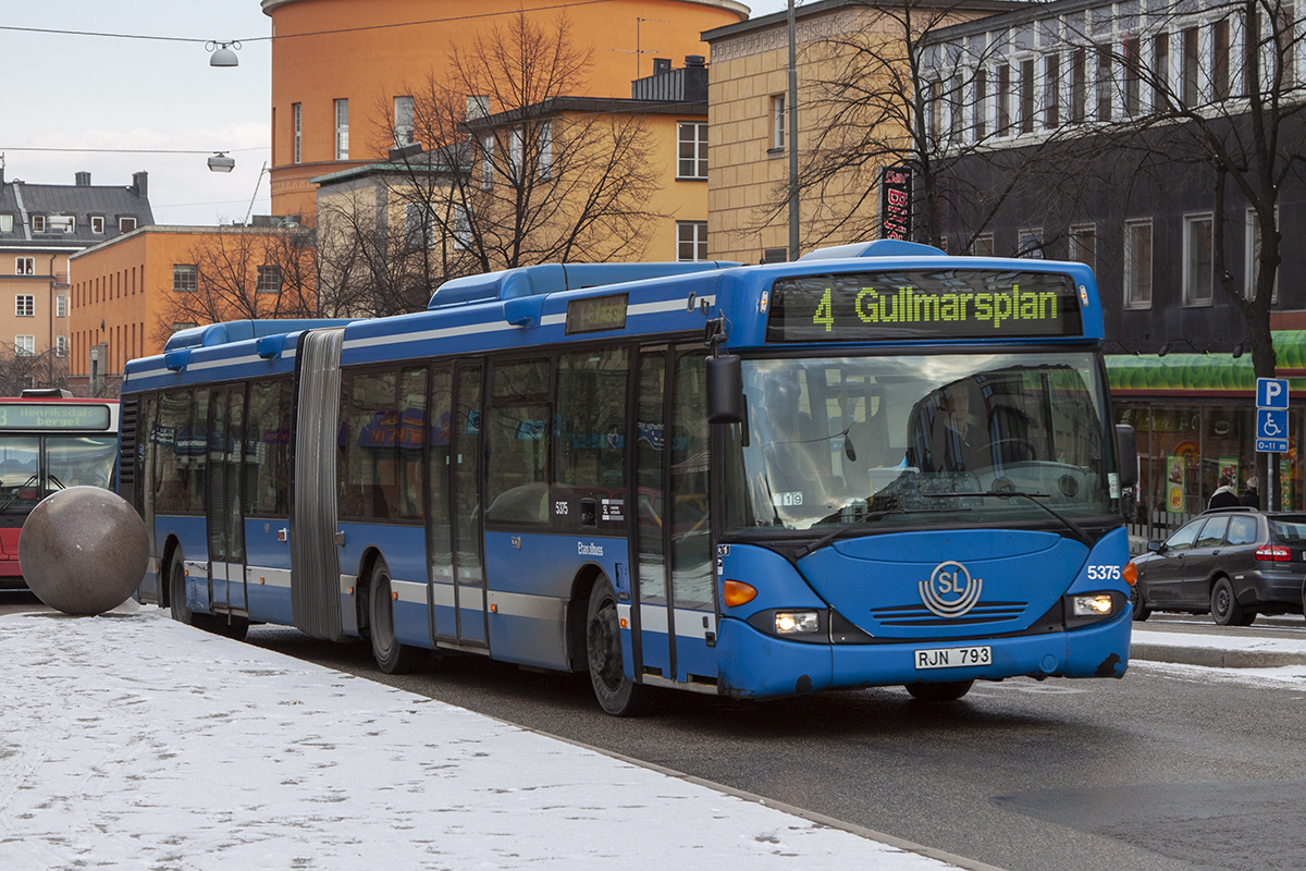 Stockholm, Scania OmniCity CN94UA 6X2/2EB č. 5375