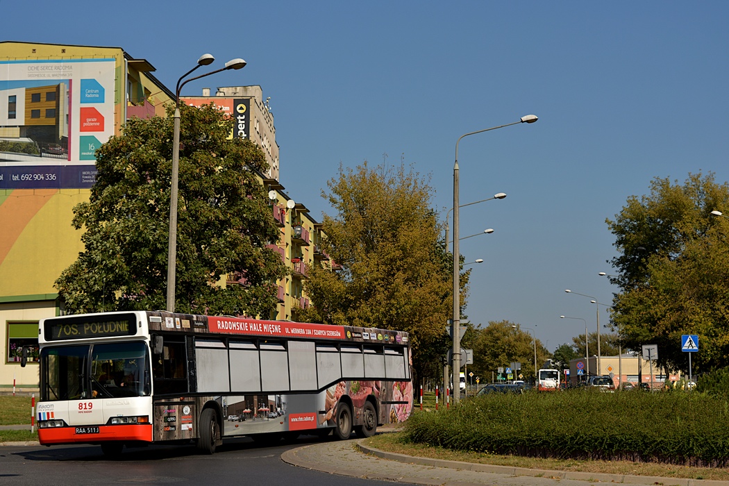 Radom, Neoplan N4020 # 819