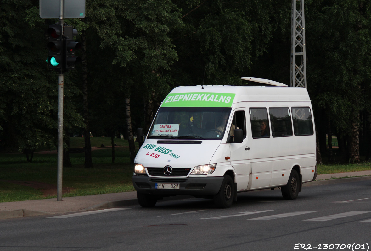 Riga, Universāls (MB Sprinter 308CDI) # FV-327