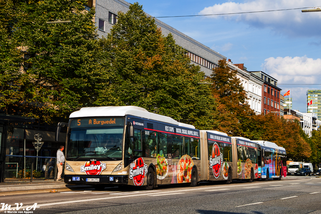 Hamburg, Van Hool New AGG300 # 8704