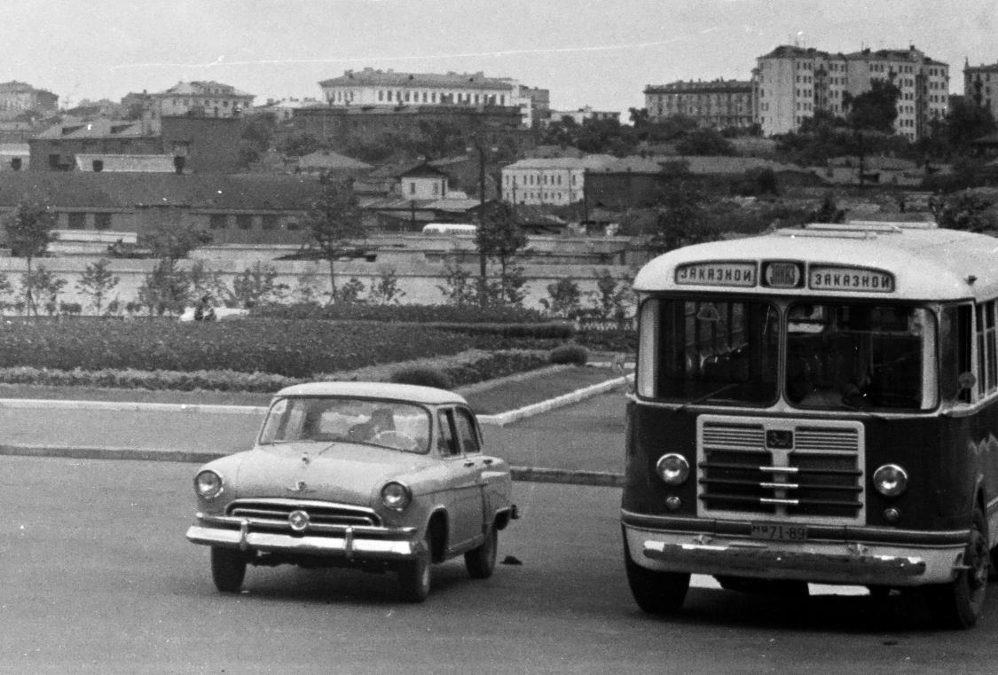 Moscow, ZiL-158 # МЯ 71-89
