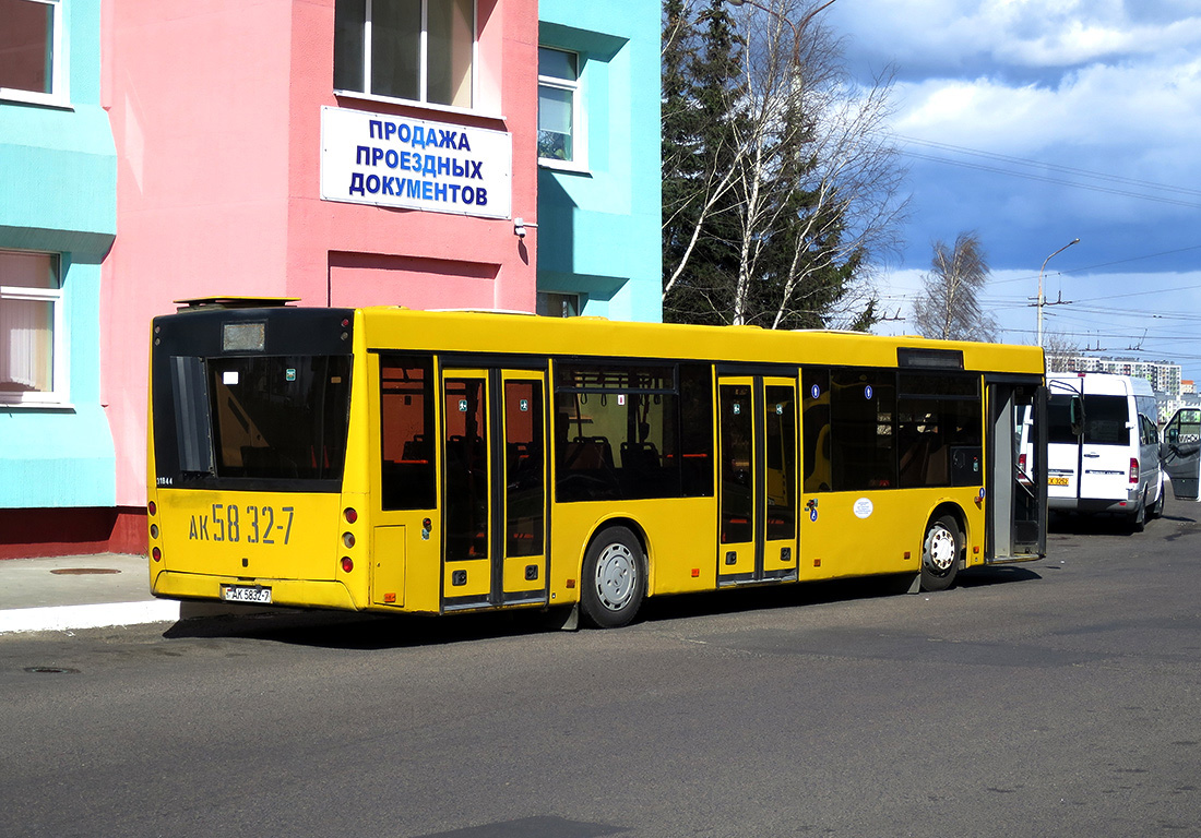 Minsk, MAZ-203.065 č. 031844