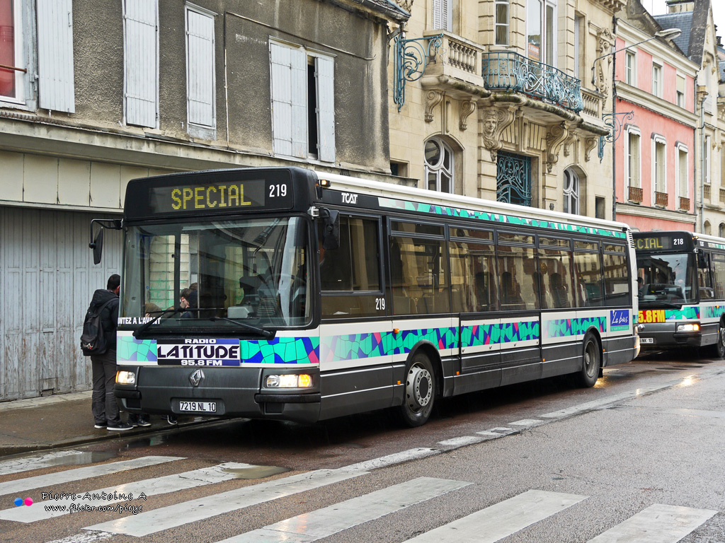Troyes, Renault Agora S №: 219