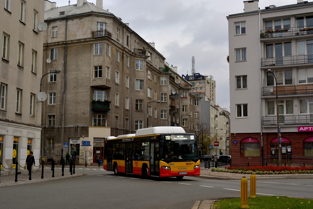 Warsaw, Scania Citywide LF CNG # 9676
