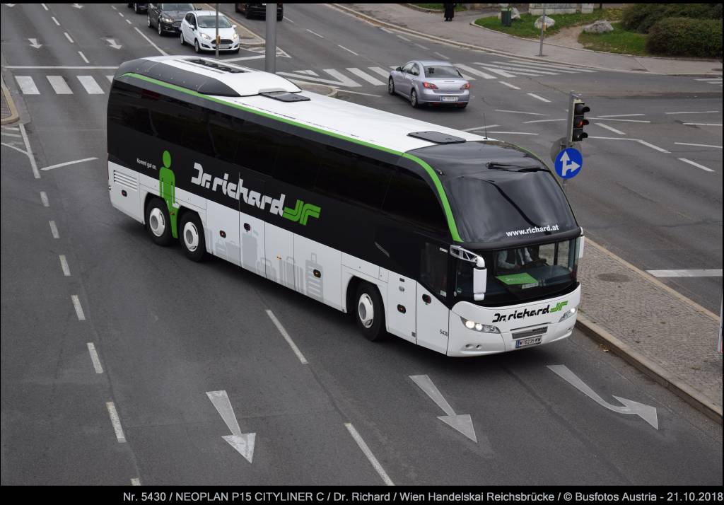 Bécs, Neoplan N1217HDC Cityliner №: 5430