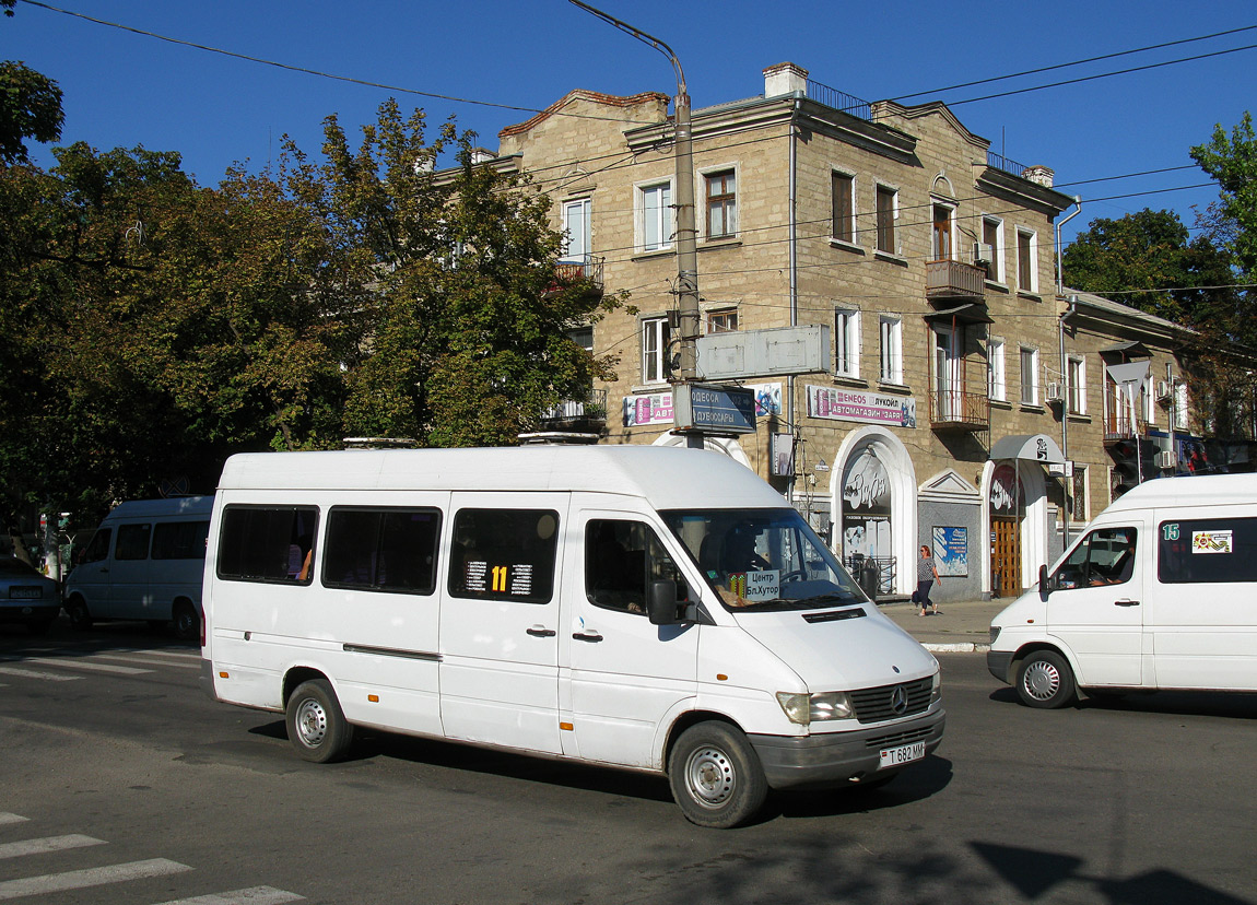 Tiraspol, Mercedes-Benz Sprinter 312D nr. Т 682 ММ