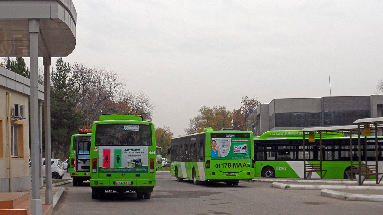 Tashkent, Mercedes-Benz Conecto II # 04049; Tashkent, SAZ HC40 # 07484
