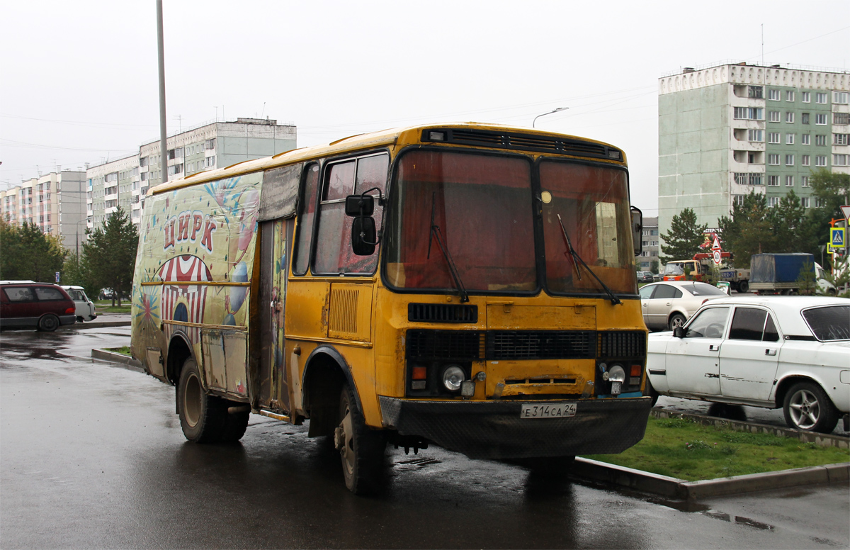 Krasnoyarsk, PAZ-3206 nr. Е 314 СА 24