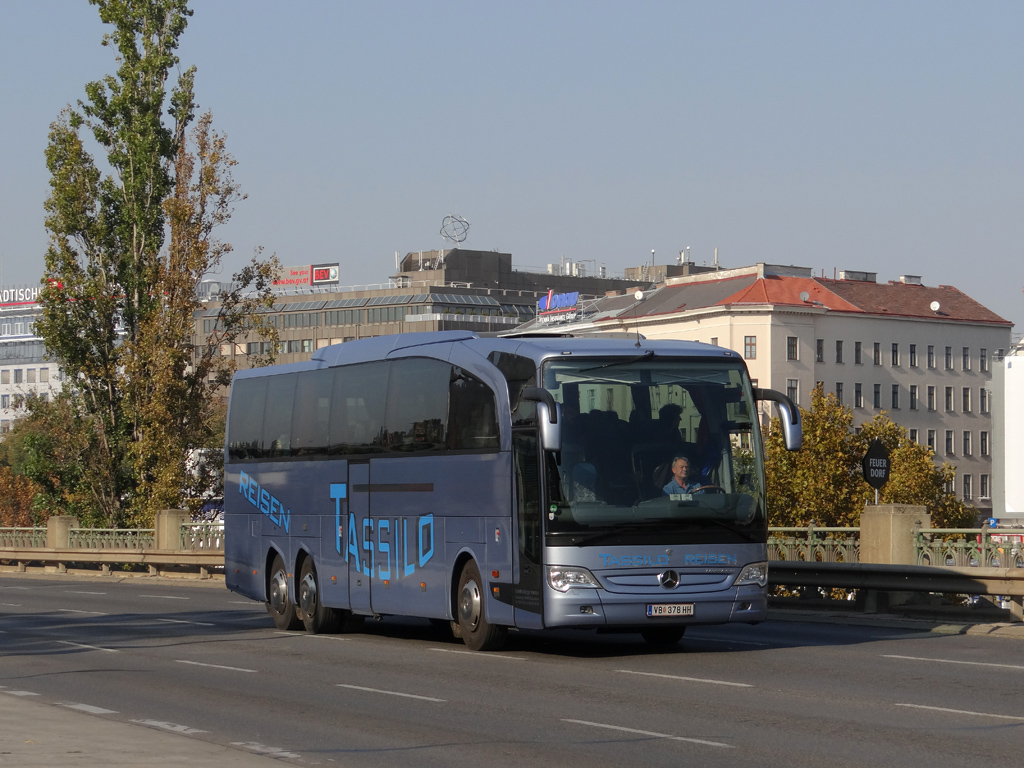 Vöcklabruck, Mercedes-Benz O580 Travego I 16RHD M # VB-378 HH