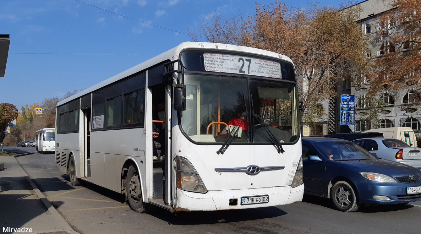 Almaty, Hyundai Super AeroCity # 718 BO 02