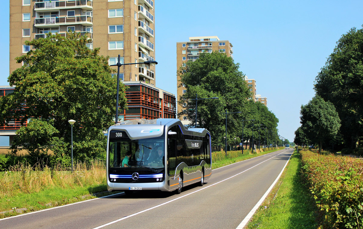 Mannheim, Mercedes-Benz Future Bus č. MA-IN 2016
